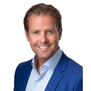 Travis Cairns, Niagara Falls, Insurance Agent